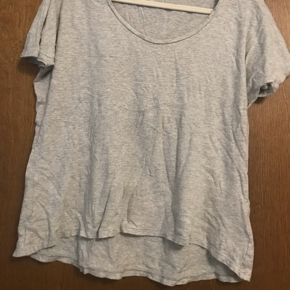 Everlane Scoop Neck Tee